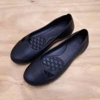 ผลิตรองเท้าคัทชูยางพารา - โรงงานผลิตน้ำยางพาราสำเร็จรูป ซี.เอ็ม.ลาติเคส